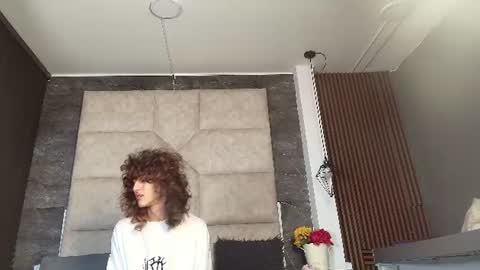 Snapshot of divine____ chatting on 06.15.26 DIVINE online show from 06.15.26
