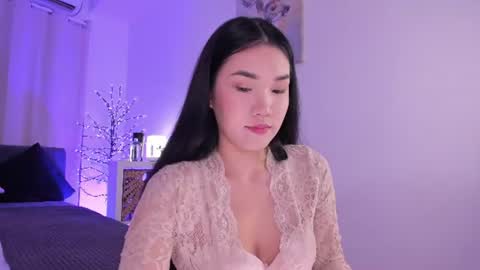 AKITA MEW MEW Follow  online show from 07.08.26