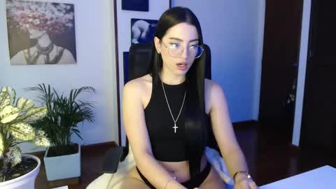 Hera online show from 11.06.25