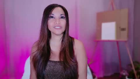 Snapshot of divinelynn chatting on 02.21.25 DivineLynn online show from 02.21.25