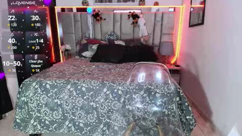 divinepearl online show from 11.04.25