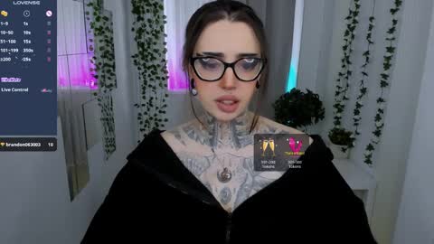 dixipixi_ online show from 04.05.26