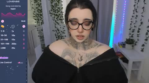 dixipixi_ online show from 05.15.26