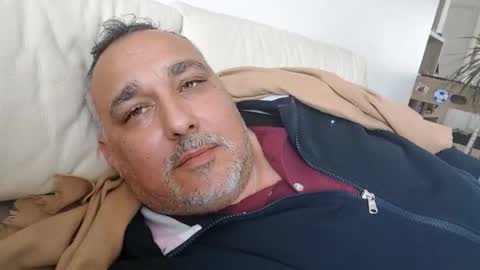 Snapshot of djeauzy77 chatting on 03.30.26 djeauzy77 online show from 03.30.26