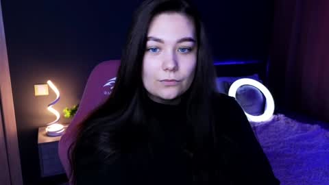 Snapshot of djennapalme chatting on 01.28.25 Jenia online show from 01.28.25
