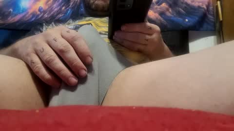 Snapshot of djirie1 chatting on 12.17.24 Tunes online show from 12.17.24