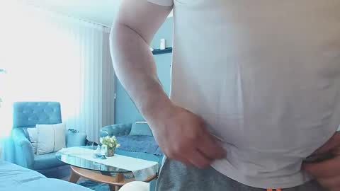 STR8 BOYv online show from 04.24.26