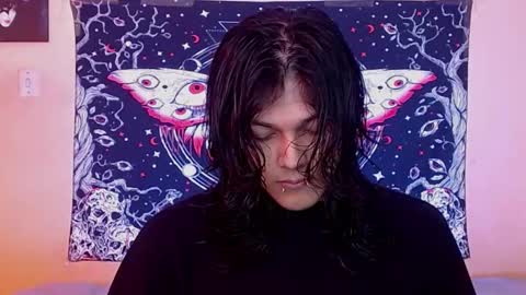 Snapshot of dk_204 chatting on 10.27.25 daiki sx online show from 10.27.25