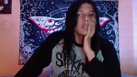 Snapshot of dk_204 chatting on 12.16.25 daiki sx online show from 12.16.25