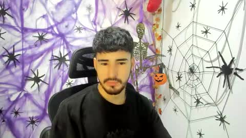 Snapshot of dmitrisanders1 chatting on 11.05.25 Maybe in pvt online show from 11.05.25