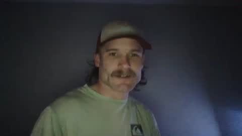 Snapshot of dngl264699 chatting on 01.21.25 ImperviousAnchored online show from 01.21.25