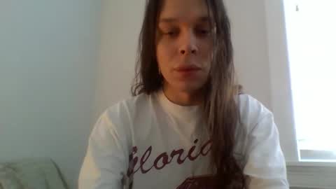 Snapshot of dobb582726 chatting on 12.05.25 dobb582726 online show from 12.05.25