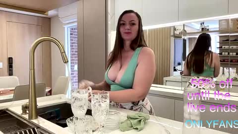 Snapshot of docehot1818 chatting on 03.05.25 Ctia But I prefer to be called DOCE online show from 03.05.25