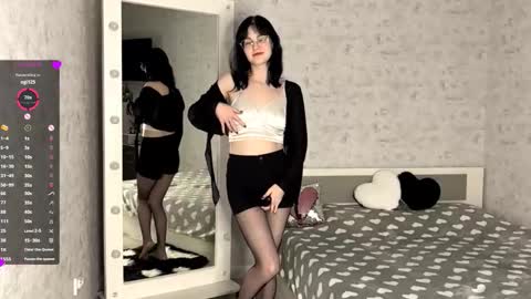 Snapshot of dodiebabikian chatting on 10.10.25 Annie PVT IS OPEN online show from 10.10.25