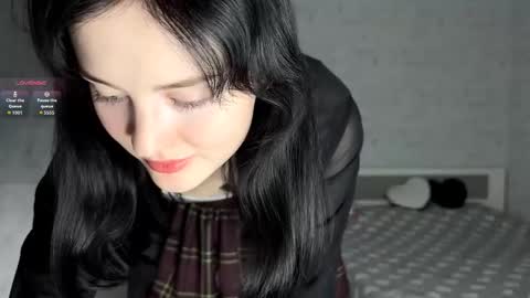 Snapshot of dodiebabikian chatting on 11.22.25 Annie PVT IS OPEN online show from 11.22.25