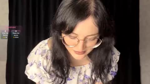 Snapshot of dodiebabikian chatting on 11.29.25 Annie PVT IS OPEN online show from 11.29.25