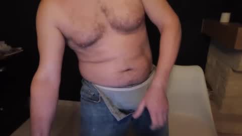 Snapshot of doggydaddi chatting on 02.11.25 Alex online show from 02.11.25