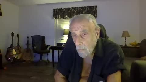 dogluc7 online show from 03.02.25