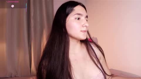 Snapshot of dolceangel__ chatting on 11.07.25 Blair online show from 11.07.25