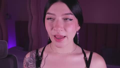 Dolcexx online show from 12.17.25