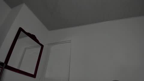 Ludika Santiago online show from 12.10.24