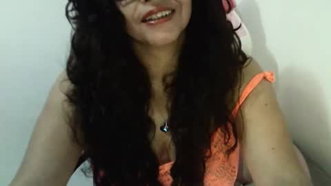 Snapshot of doll78latin chatting on 11.21.25 doll78latin online show from 11.21.25