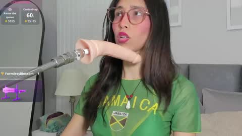 Bella  online show from 05.29.26