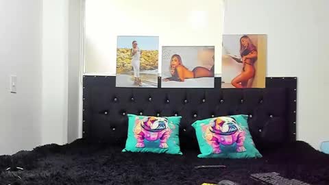 Snapshot of doll_celeste19 chatting on 02.09.25 C E L E S T E online show from 02.09.25