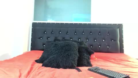 Snapshot of doll_celeste19 chatting on 09.17.25 C E L E S T E online show from 09.17.25