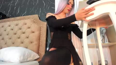 Snapshot of doll_danna chatting on 07.17.26 Luciana My online show from 07.17.26