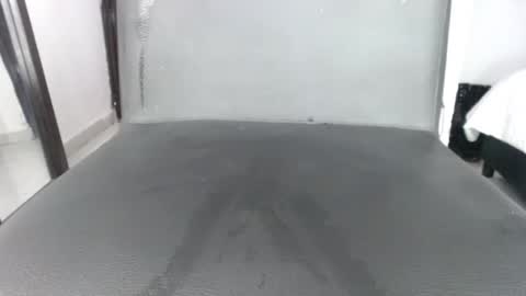 Snapshot of doll_dollys_ chatting on 02.20.25 doll_dollys_ online show from 02.20.25