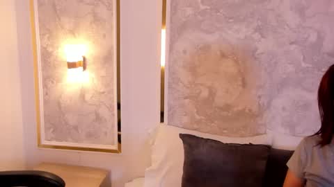 D  online show from 12.03.25