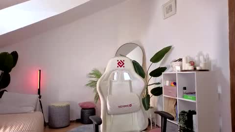 Your doll Lesli online show from 09.10.25