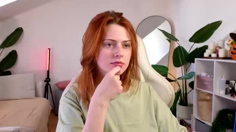 Your doll Lesli online show from 10.24.25