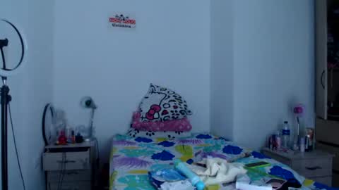 Snapshot of doll_sary chatting on 06.14.26 Catherine XXX online show from 06.14.26