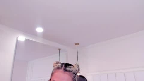 dolly walker online show from 05.02.26