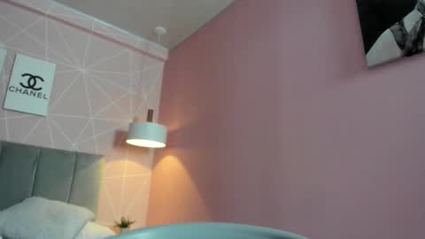 Call me Zoe  online show from 10.31.25