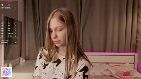 Emilia online show from 10.23.25