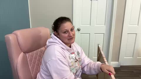 Dolly online show from 03.08.25