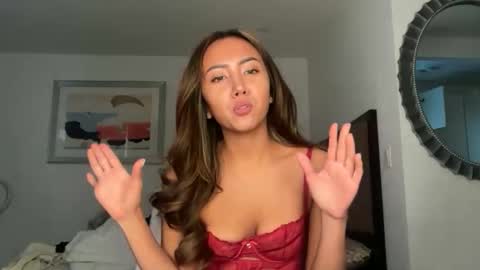 Dolly Rhodes online show from 03.20.26