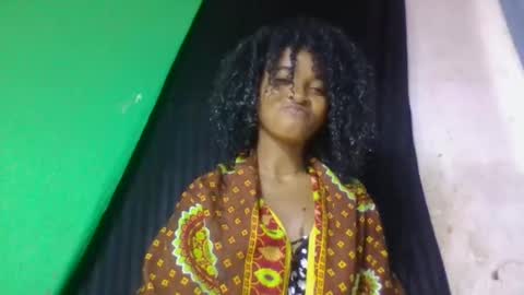 doloresslu online show from 03.17.26