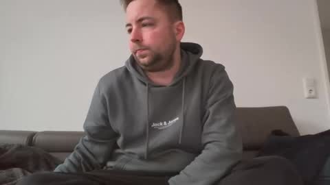 Snapshot of dombio_12 chatting on 02.08.26 dombio_12 online show from 02.08.26