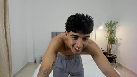 Snapshot of domi_master chatting on 03.11.25 MASTER online show from 03.11.25