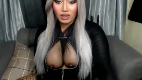 dominant10inchcock online show from 11.07.25