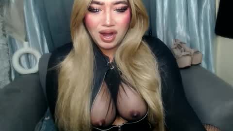 dominant10inchcock online show from 11.28.25