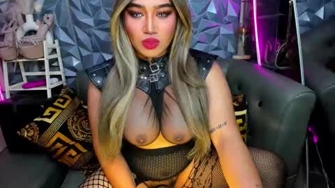 Snapshot of dominant10inchcock chatting on 03.29.26 dominant10inchcock online show from 03.29.26