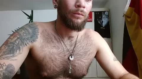Logan - INDEPENDET MODEL online show from 04.10.26