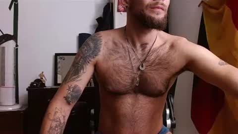 Logan - INDEPENDET MODEL online show from 07.02.26