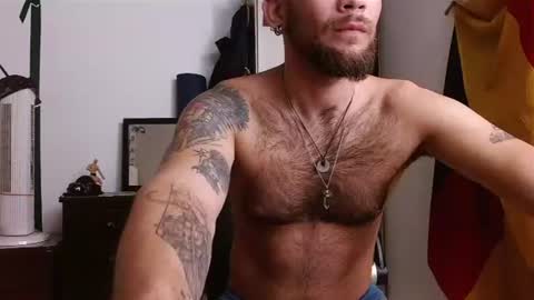 Logan - INDEPENDET MODEL online show from 07.12.26