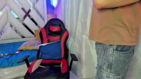 DOMI online show from 04.26.26